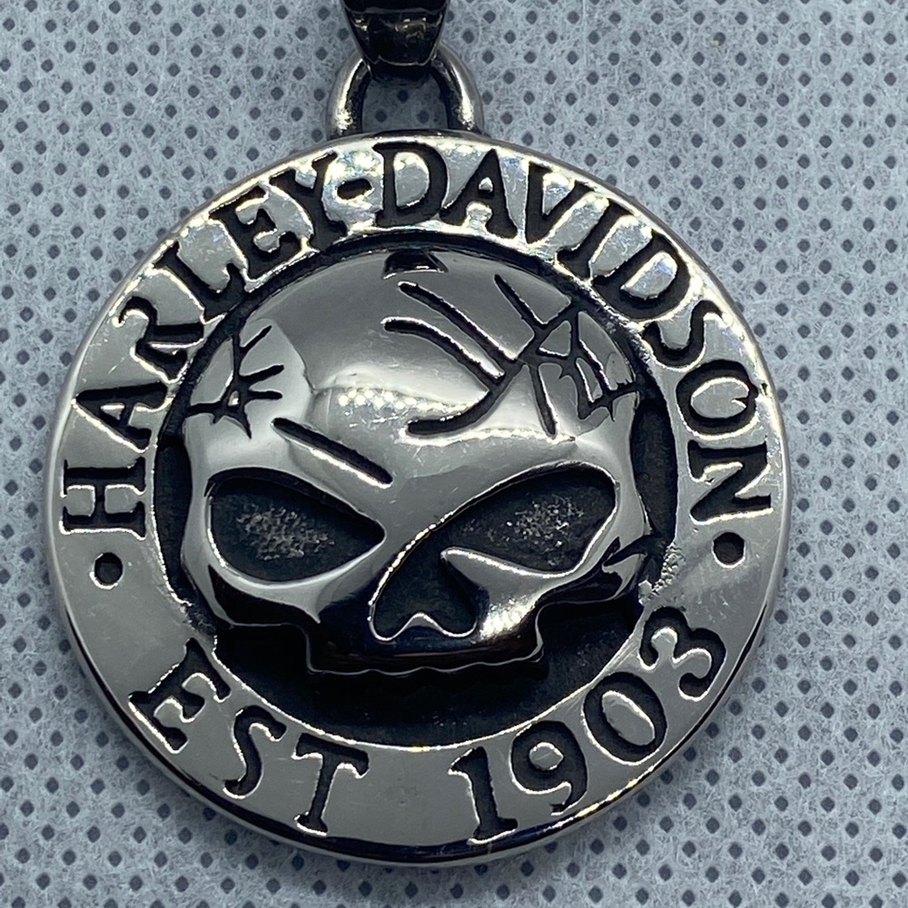 Stainless steel pendant